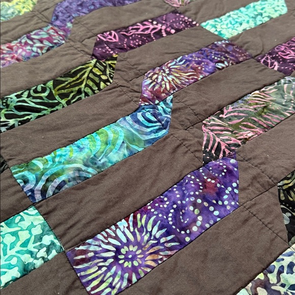 Colorful Patchwork Quilt - Picture 2 of 7